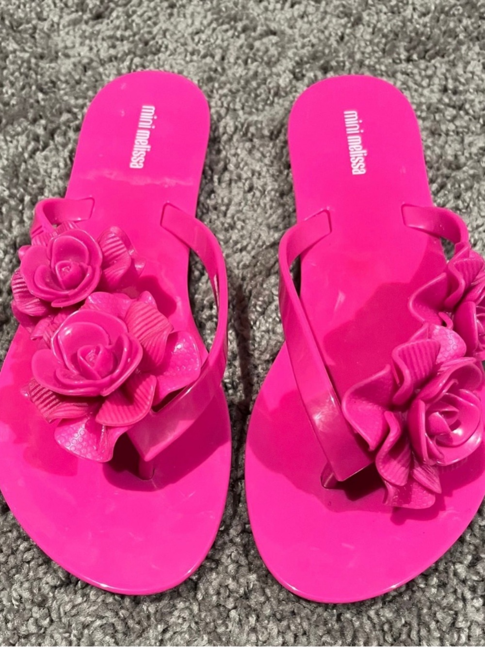 Mini Melissa Hot Pink Flower Sandals / Flip Flops - Size 4 (big kid)